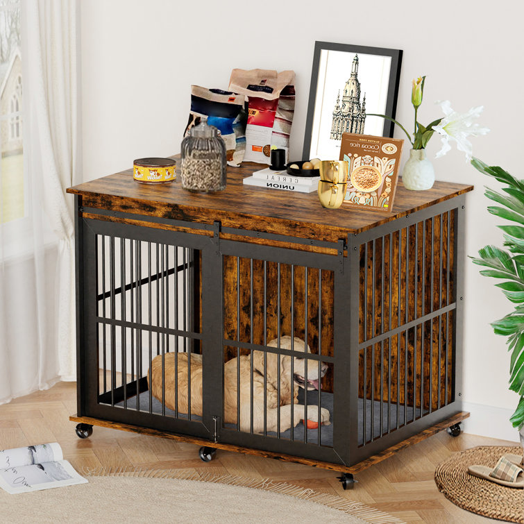 Dog crate with outlet side door